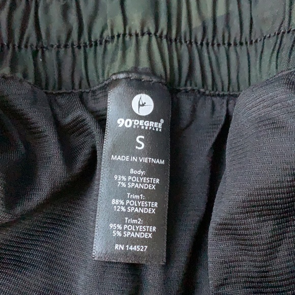 NWT 90 Degree by Reflex shorts - Picture 2 of 2